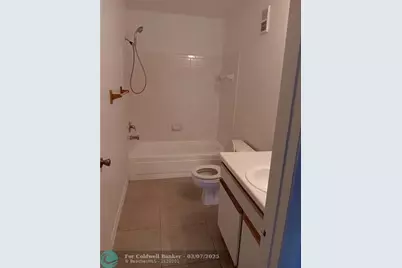 2667 NW 33rd St, Unit #2412, Oakland Park, FL 33309 - Photo 9