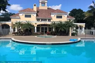 2667 NW 33rd St, Oakland Park, FL 33309 - Photo 21