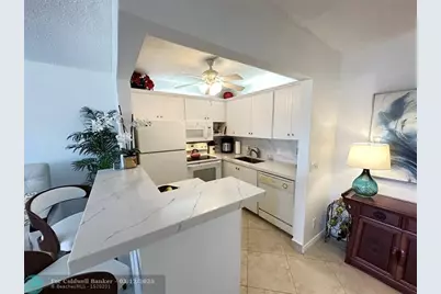 4108  Cambridge E, Unit #4108, Deerfield Beach, FL 33442 - Photo 9