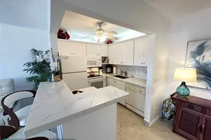 4108 Cambridge E, Deerfield Beach, FL 33442 - Photo 9