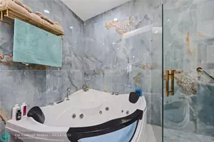 8491 Nadmar Ave, Boca Raton, FL 33434 - Photo 17