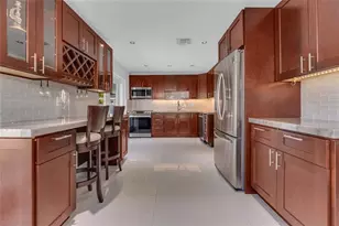 2021 NW 32nd Ct, Oakland Park, FL 33309 - Photo 11