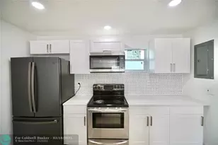 2205 A E Isaacs Ave, West Palm Beach, FL 33407 - Photo 5