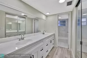 4050 NW 42nd Ave, Lauderdale Lakes, FL 33319 - Photo 25