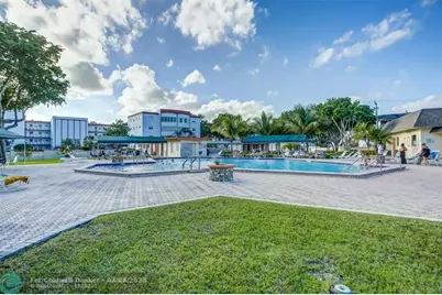 4050 NW 42nd Ave, Unit #312, Lauderdale Lakes, FL 33319 - Photo 3