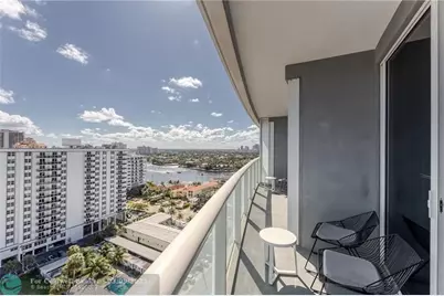 3101  Bayshore Dr, Unit #1509, Fort Lauderdale, FL 33304 - Photo 37