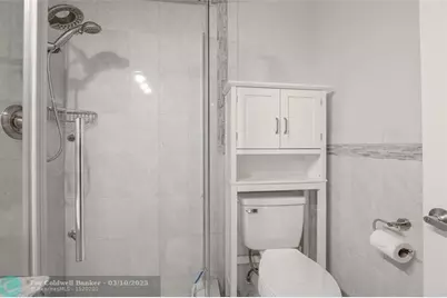 5071 W Oakland Park Blvd, Unit #209, Lauderdale Lakes, FL 33313 - Photo 25