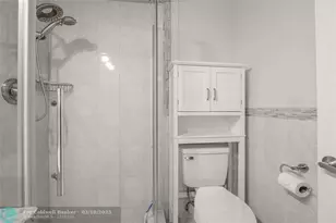 5071 W Oakland Park Blvd, Lauderdale Lakes, FL 33313 - Photo 25