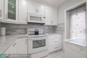 5071 W Oakland Park Blvd, Lauderdale Lakes, FL 33313 - Photo 17