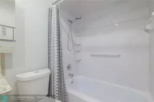 5071 W Oakland Park Blvd, Lauderdale Lakes, FL 33313 - Photo 35