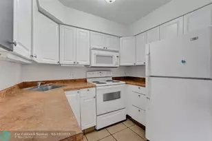 26 Wimbledon Lake Unit, Plantation, FL 33324 - Photo 9