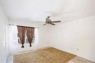 2440 NW 33rd St, Oakland Park, FL 33309 - Photo 11