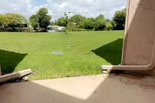 10466 Sunrise Lakes Blvd, Sunrise, FL 33322 - Photo 27