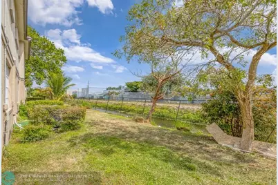 2037  Nassau Dr, Unit #2037, Riviera Beach, FL 33404 - Photo 31