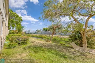 2037 Nassau Dr, Riviera Beach, FL 33404 - Photo 31