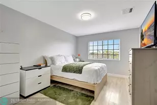 2037 Nassau Dr, Riviera Beach, FL 33404 - Photo 27