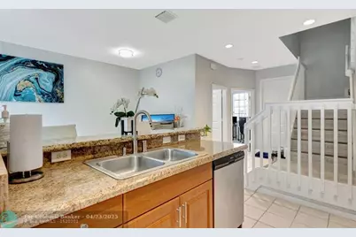 2037  Nassau Dr, Unit #2037, Riviera Beach, FL 33404 - Photo 15