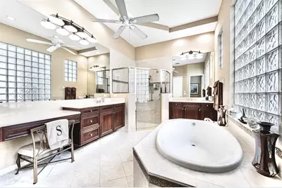 1914  Via Castello, Wellington, FL 33411 - Photo 21