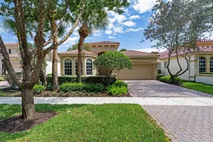 1914 Via Castello, Wellington, FL 33411 - Photo 3
