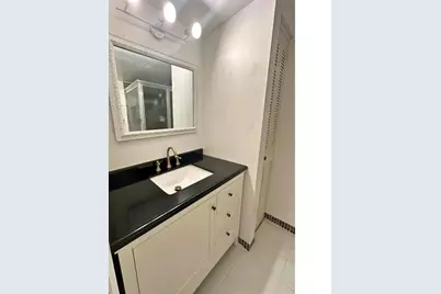 5190 E Sabal Palm Blvd, Unit #201, Tamarac, FL 33319 - Photo 19