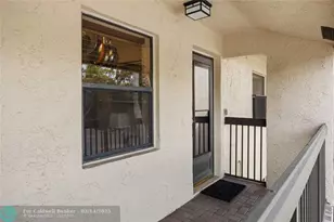 3251 Carambola Cir Unit, Coconut Creek, FL 33066 - Photo 3