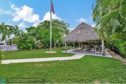 3111 NE 51st St, Unit #205, Fort Lauderdale, FL 33308 - Photo 9