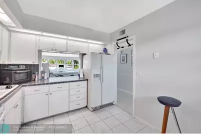 3111 NE 51st St, Unit #205, Fort Lauderdale, FL 33308 - Photo 43