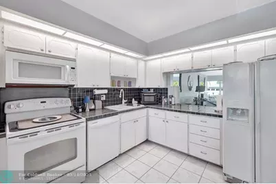 3111 NE 51st St, Unit #205, Fort Lauderdale, FL 33308 - Photo 41