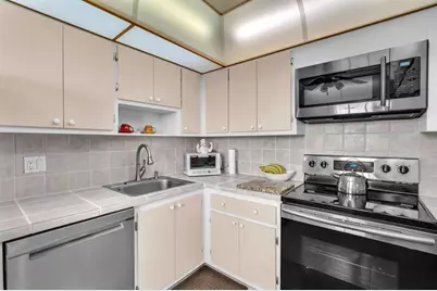 605  Oaks Dr, Unit #907, Pompano Beach, FL 33069 - Photo 5