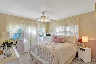 2301 SW 86th Ter, Davie, FL 33324 - Photo 27