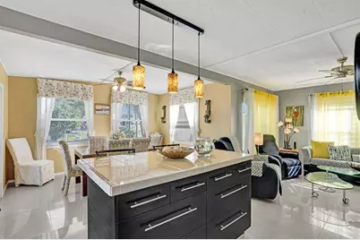 2301 SW 86th Ter, Davie, FL 33324 - Photo 3