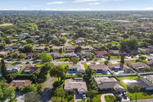 906 NW 83rd Dr, Coral Springs, FL 33071 - Photo 45