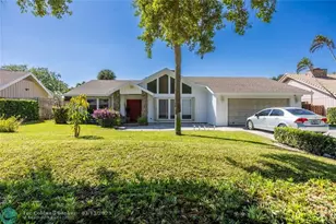 820 SW 20th St, Boca Raton, FL 33486 - Photo 1