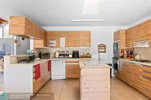 820 SW 20th St, Boca Raton, FL 33486 - Photo 7