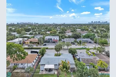 1925 NE 26th St, Wilton Manors, FL 33305 - Photo 29
