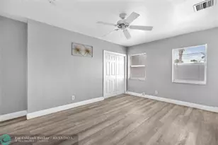 1925 NE 26th St, Wilton Manors, FL 33305 - Photo 13