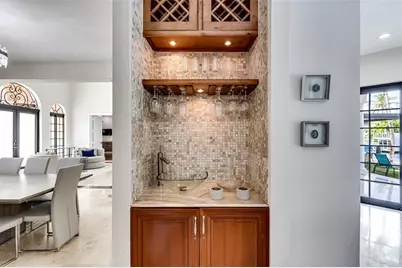 9  Fiesta Way, Fort Lauderdale, FL 33301 - Photo 17