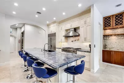 9  Fiesta Way, Fort Lauderdale, FL 33301 - Photo 13