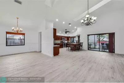 7619  Silver Woods Ct, Boca Raton, FL 33433 - Photo 9