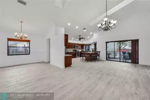 7619 Silver Woods Ct, Boca Raton, FL 33433 - Photo 9