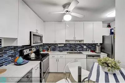 4060 N Hills Dr, Unit #32, Hollywood, FL 33021 - Photo 17