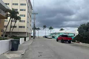 323 Monroe St, Hollywood, FL 33019 - Photo 13