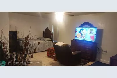 2829 NW 9th Pl, Unincorporated Broward County, FL 33311 - Photo 15