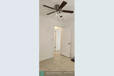 2829 NW 9th Pl, Unincorporated Broward County, FL 33311 - Photo 5