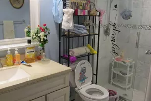 3321 NW 47th Terrace, Lauderdale Lakes, FL 33319 - Photo 11