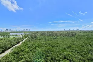 14951 Royal Oaks Ln, North Miami, FL 33181 - Photo 9