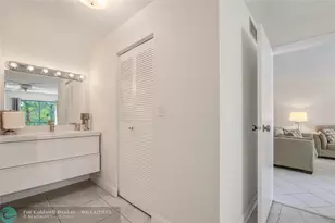 6100 NW 44th St, Lauderhill, FL 33319 - Photo 15