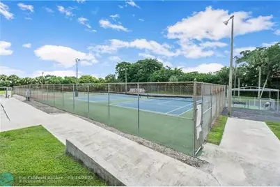 3170  Holiday Springs Blvd, Unit #310, Margate, FL 33063 - Photo 23