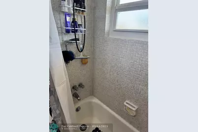 3431 NW 50th Ave, Unit #305, Lauderdale Lakes, FL 33319 - Photo 25