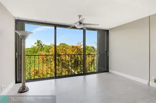 501 SW 11th Pl, Boca Raton, FL 33432 - Photo 11